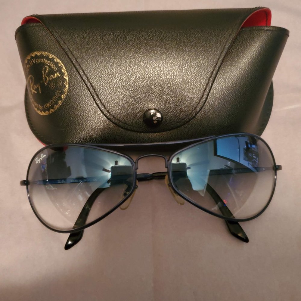 Ray-Ban Aviator Sunglassses